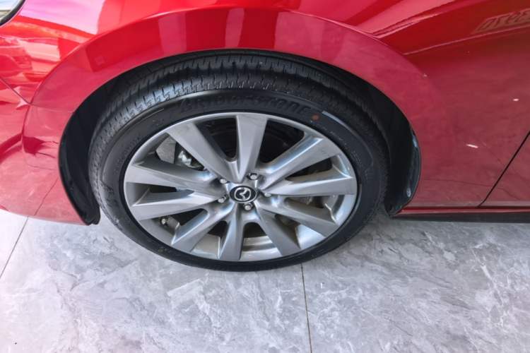 Used Mazda 3 Axela 2023 2.0L Automatic ZhiZhen Edition Left Front Wheel Hub