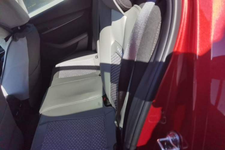 Used Mazda 3 Axela 2023 2.0L Automatic Zhiqing Edition Left Rear Seat
