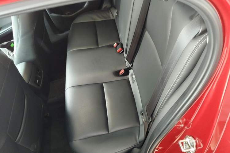 Used Mazda 3 Axela 2023 2.0L Automatic ZhiXuan Edition Left Rear Seat