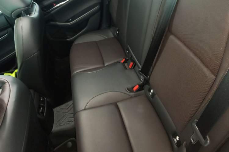 Used Mazda 3 Axela 2023 2.0L Automatic ZhiZhen Edition Left Rear Seat