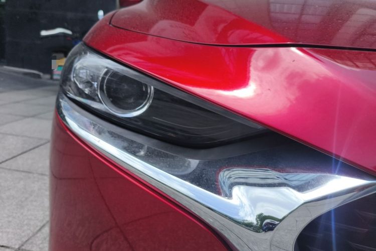 Used Mazda 3 Axela 2023 2.0L Automatic ZhiXuan Edition Right Front Headlight