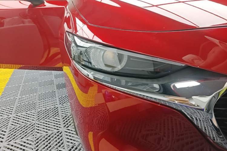 Used Mazda 3 Axela 2023 2.0L Automatic ZhiZhen Edition Right Front Headlight
