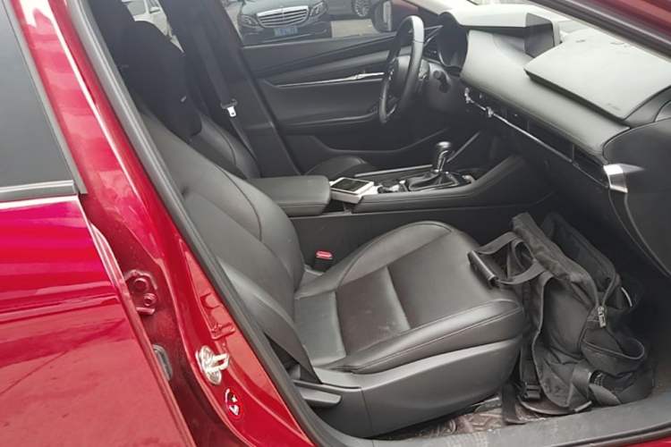 Used Mazda 3 Axela 2023 2.0L Automatic Zhiyao Edition Right Front Seat