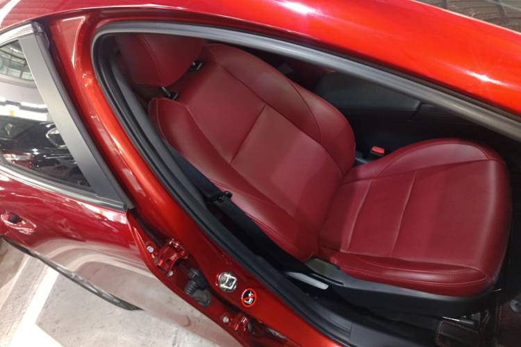 Used Mazda 3 Axela 2023 2.0L Automatic Zhiqing Edition Right Front Seat
