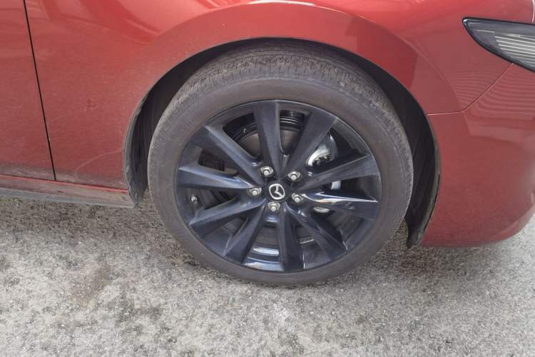 Used Mazda 3 Axela 2023 2.0L Automatic Zhiyao Edition Right Front Wheel Hub
