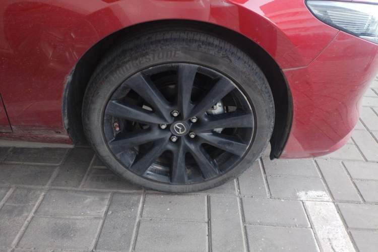Used Mazda 3 Axela 2023 2.0L Automatic ZhiZhen Edition Right Front Wheel Hub