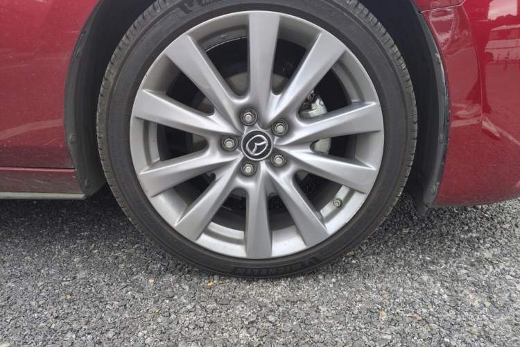 Used Mazda 3 Axela 2023 2.0L Automatic Zhiya Edition Right Front Wheel Hub
