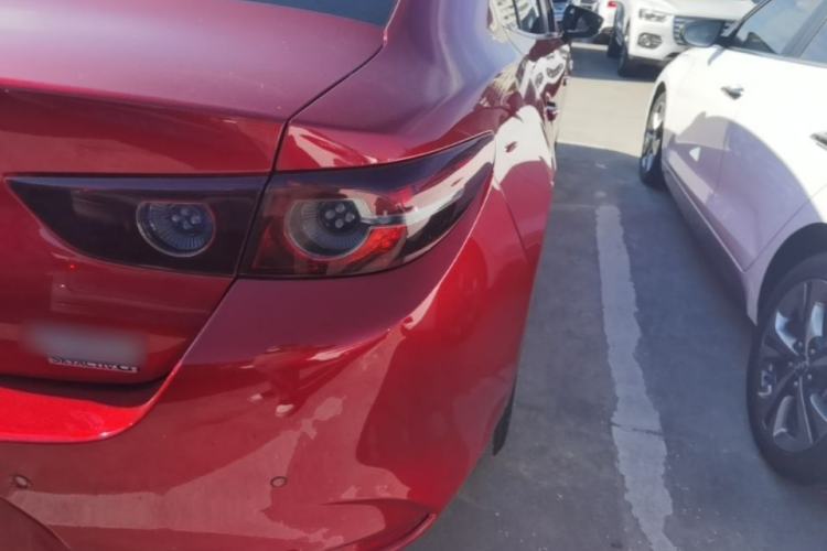 Used Mazda 3 Axela 2023 2.0L Automatic Zhiqing Edition Right Rear Taillight