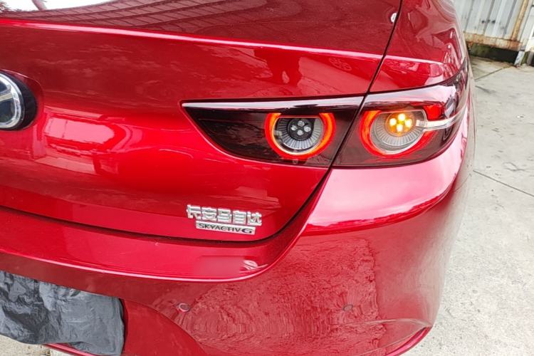 Used Mazda 3 Axela 2023 2.0L Automatic ZhiZhen Edition Right Rear Taillight