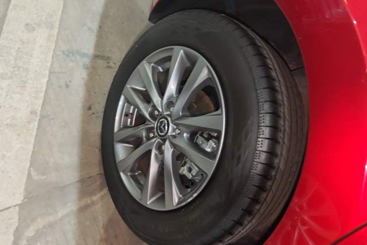 Used Mazda 3 Axela 2023 2.0L Automatic Zhiqing Edition Right Rear Wheel Hub