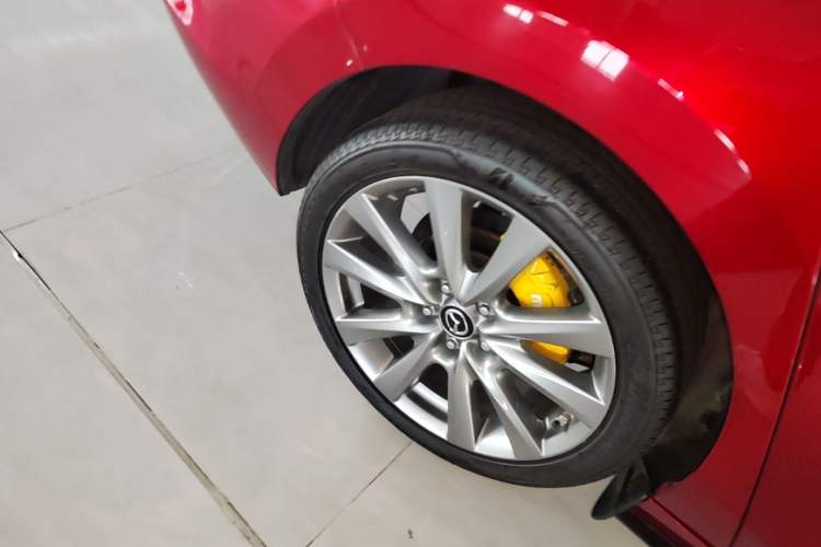 Used Mazda 3 Axela 2023 2.0L Automatic ZhiZhen Edition Right Rear Wheel Hub