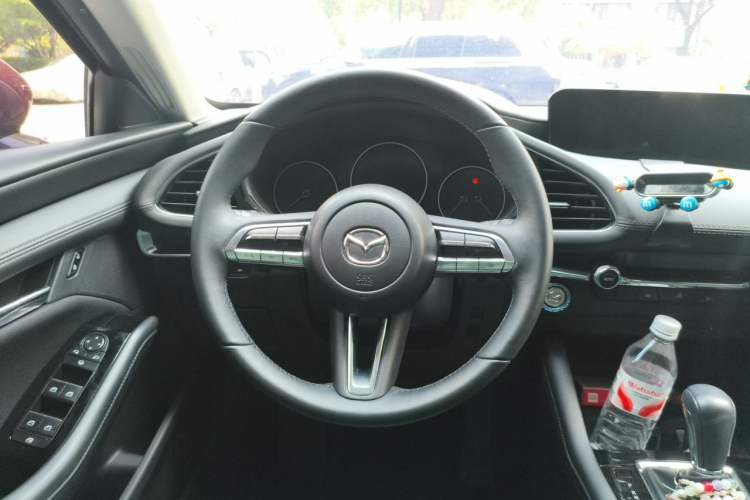 Used Mazda 3 Axela 2023 2.0L Automatic ZhiXuan Edition Steering Wheel