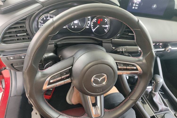 Used Mazda 3 Axela 2023 2.0L Automatic ZhiZhen Edition Steering Wheel