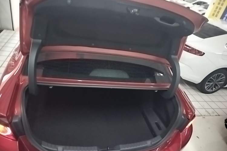 Used Mazda 3 Axela 2023 2.0L Automatic ZhiZhen Edition Trunk