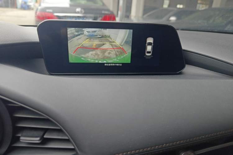 Used Mazda 3 Axela 2023 2.0L Automatic Zhiqing Edition Audio And AC Panel