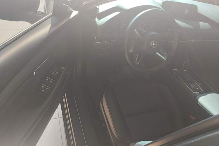 Used Mazda 3 Axela 2023 2.0L Automatic Zhiyao Edition Driver Seat