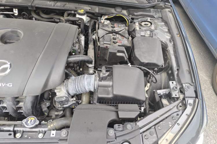 Used Mazda 3 Axela 2023 2.0L Automatic Zhiqing Edition Engine Bay Left