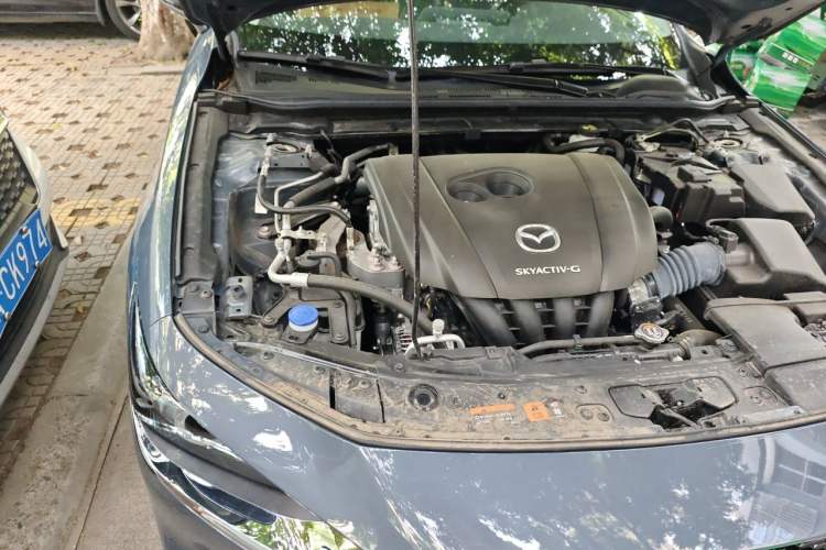 Used Mazda 3 Axela 2023 2.0L Automatic ZhiZhen Edition Engine Bay Right