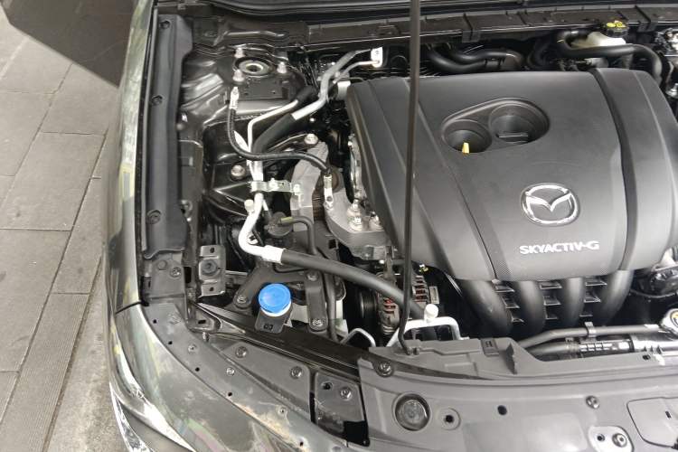 Used Mazda 3 Axela 2023 2.0L Automatic ZhiZhen Edition Engine Bay Right