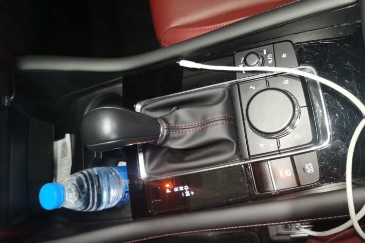 Used Mazda 3 Axela 2023 2.0L Automatic Zhiyao Edition Gear Lever