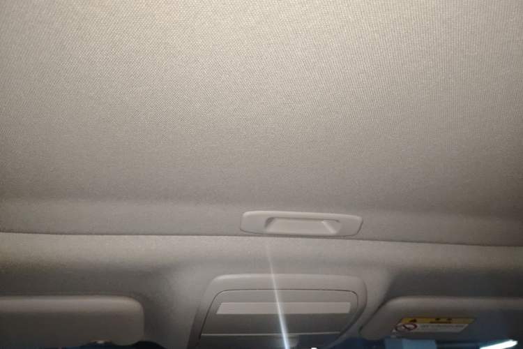 Used Mazda 3 Axela 2023 2.0L Automatic ZhiZhen Edition Headliner