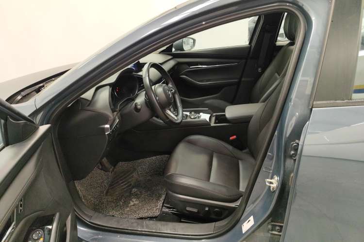 Used Mazda 3 Axela 2023 2.0L Automatic ZhiZhen Edition Left Front Seat