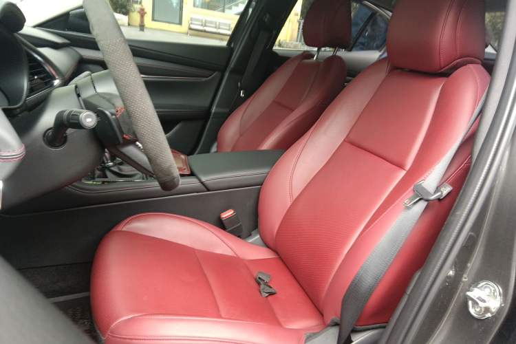 Used Mazda 3 Axela 2023 2.0L Automatic ZhiZhen Edition Left Front Seat