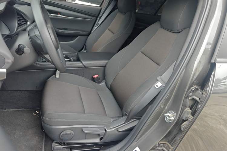 Used Mazda 3 Axela 2023 2.0L Automatic Zhiqing Edition Left Front Seat