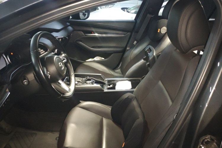 Used Mazda 3 Axela 2023 2.0L Automatic ZhiZhen Edition Left Front Seat