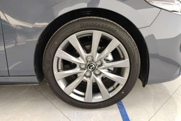 Used Mazda 3 Axela 2023 2.0L Automatic ZhiZhen Edition Left Front Wheel Hub