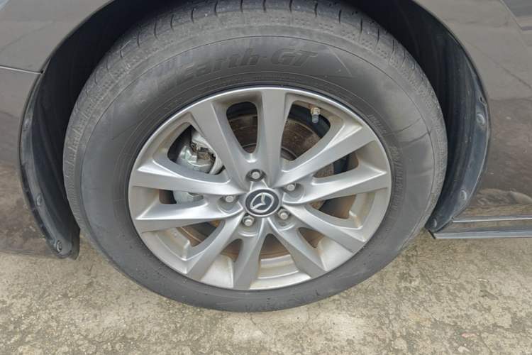 Used Mazda 3 Axela 2023 2.0L Automatic Zhiqing Edition Left Front Wheel Hub
