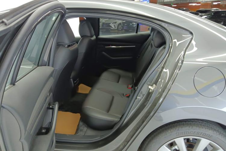 Used Mazda 3 Axela 2023 2.0L Automatic ZhiZhen Edition Left Rear Seat