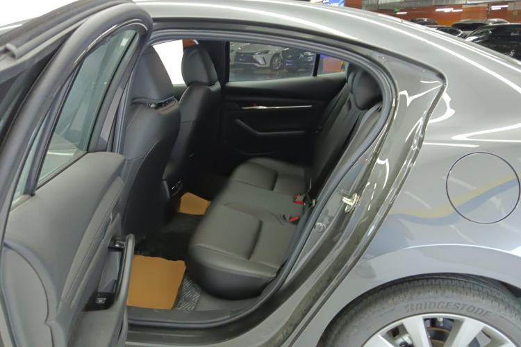 Used Mazda 3 Axela 2023 2.0L Automatic ZhiZhen Edition Left Rear Seat