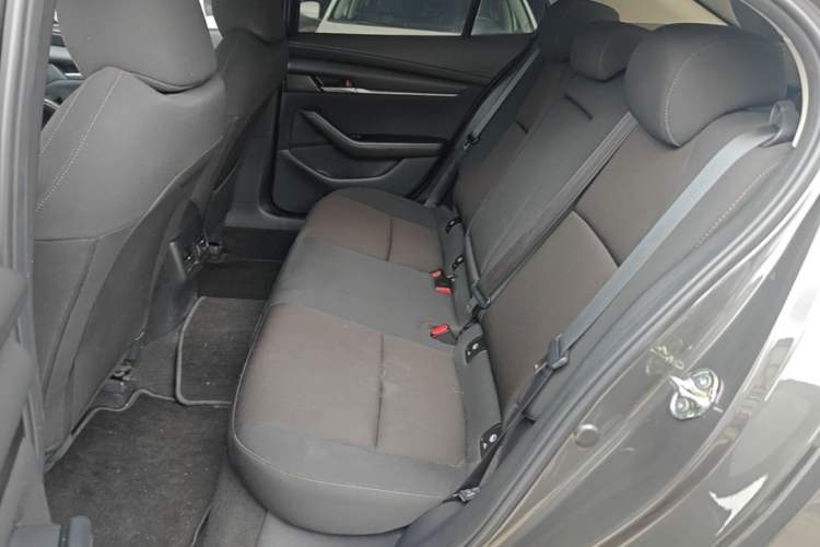 Used Mazda 3 Axela 2023 2.0L Automatic Zhiqing Edition Left Rear Seat