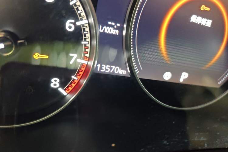 Used Mazda 3 Axela 2023 2.0L Automatic ZhiZhen Edition Odometer Close Up
