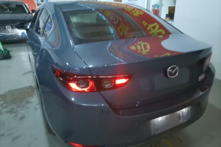Used Mazda 3 Axela 2023 1.5L Manual ZhiMei Edition Rear Left 45 Deg