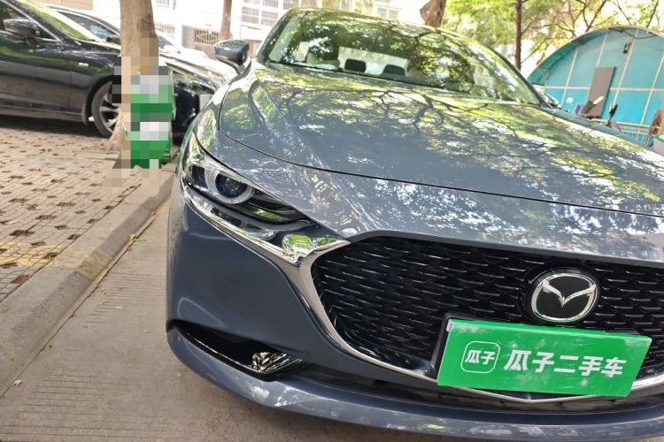 Used Mazda 3 Axela 2023 2.0L Automatic ZhiZhen Edition Right Front Headlight