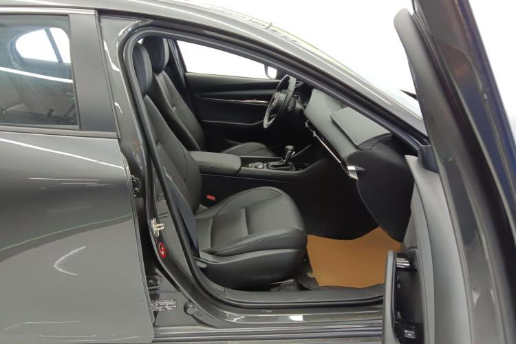 Used Mazda 3 Axela 2023 2.0L Automatic ZhiZhen Edition Right Front Seat
