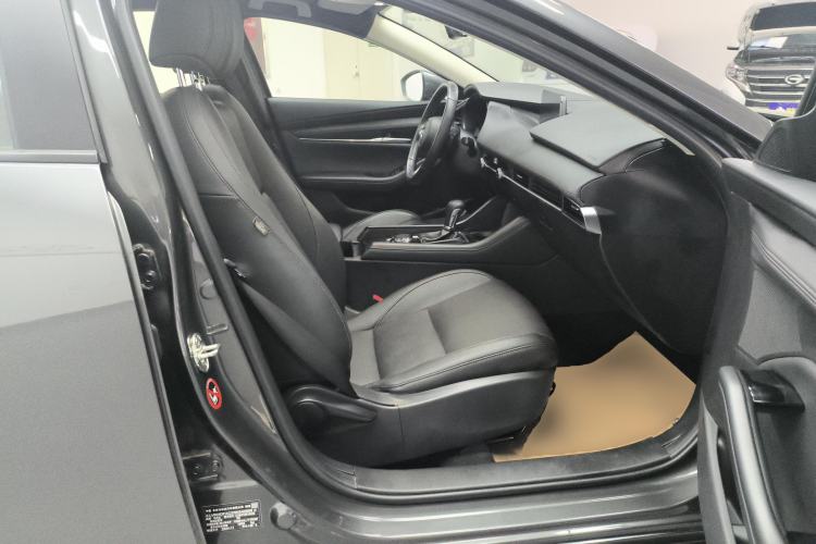 Used Mazda 3 Axela 2023 2.0L Automatic Zhiyao Edition Right Front Seat