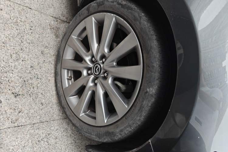 Used Mazda 3 Axela 2023 2.0L Automatic Zhiya Edition Right Front Wheel Hub