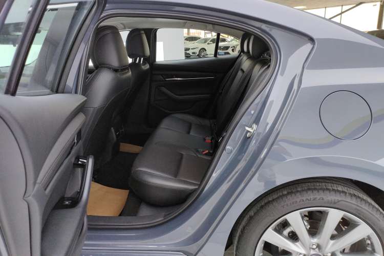 Used Mazda 3 Axela 2023 2.0L Automatic ZhiZhen Edition Right Rear Seat