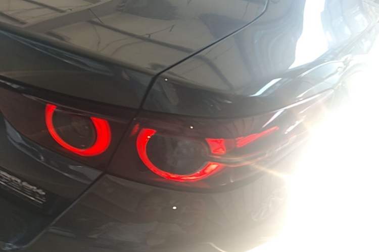 Used Mazda 3 Axela 2023 2.0L Automatic Zhiyao Edition Right Rear Taillight