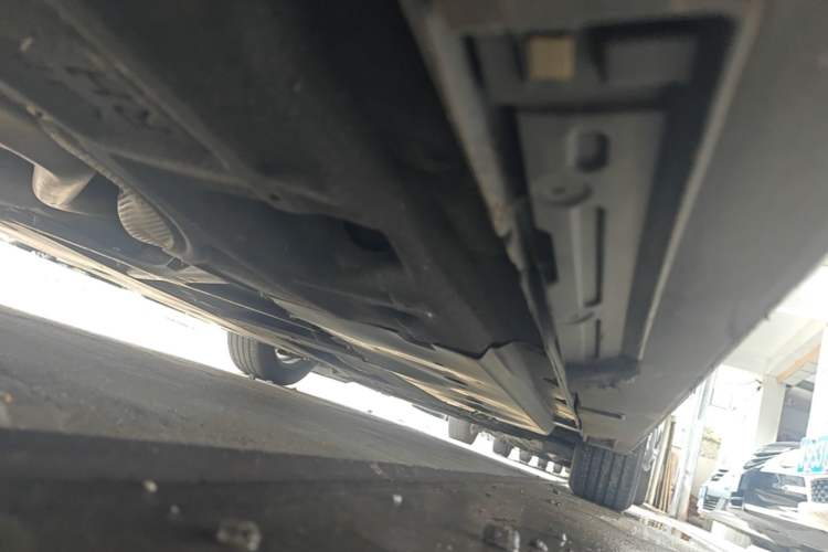 Used Mazda 3 Axela 2023 2.0L Automatic Zhiqing Edition Right Side Sill