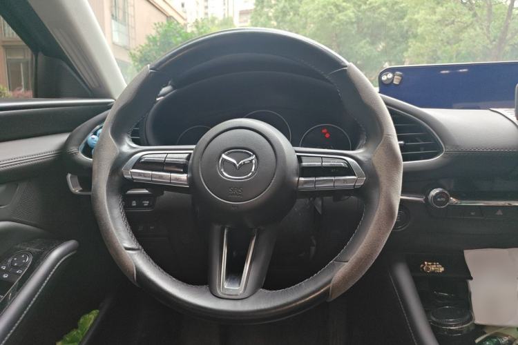 Used Mazda 3 Axela 2023 2.0L Automatic Zhiyao Edition Steering Wheel