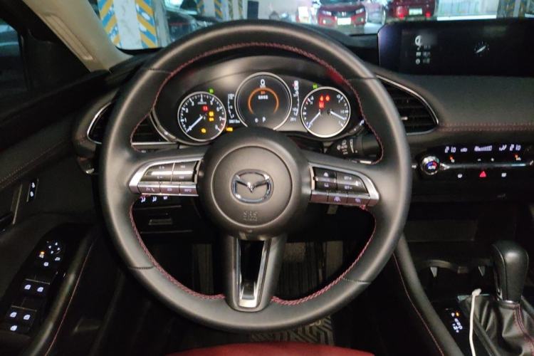 Used Mazda 3 Axela 2023 2.0L Automatic ZhiZhen Edition Steering Wheel