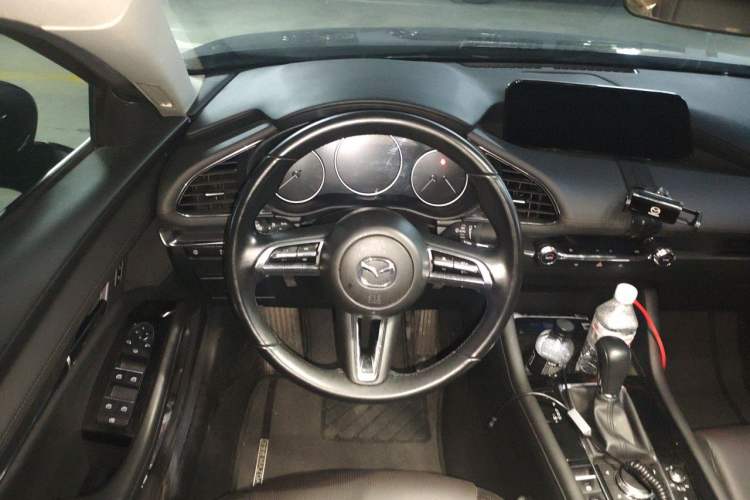 Used Mazda 3 Axela 2023 2.0L Automatic ZhiZhen Edition Steering Wheel
