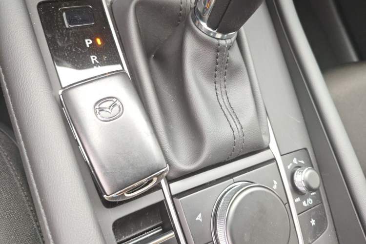 Used Mazda 3 Axela 2023 2.0L Automatic Zhiqing Edition Vehicle Key