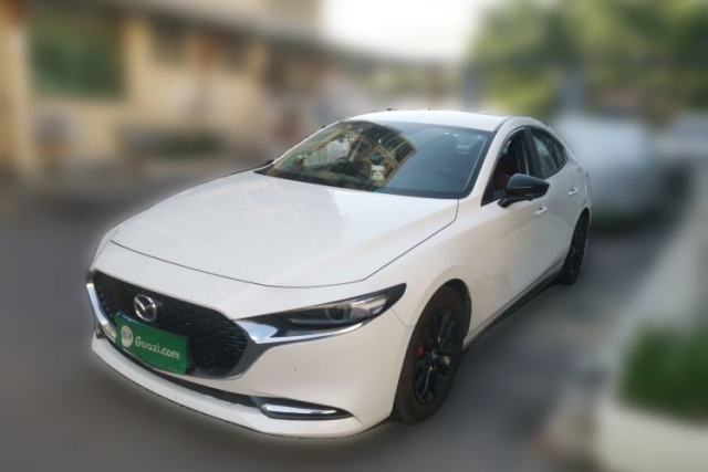 Ojetý Mazda 3 Axela 2023 2.0L Automatic Zhiqing Edition