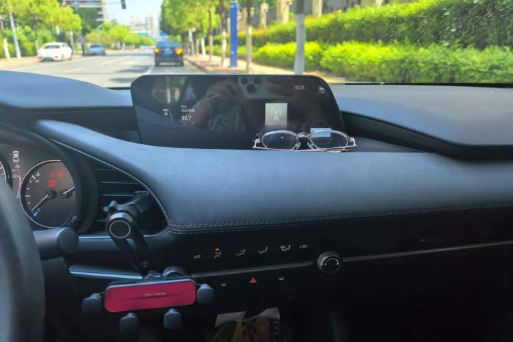 Used Mazda 3 Axela 2023 2.0L Automatic Zhiqing Edition Audio And AC Panel