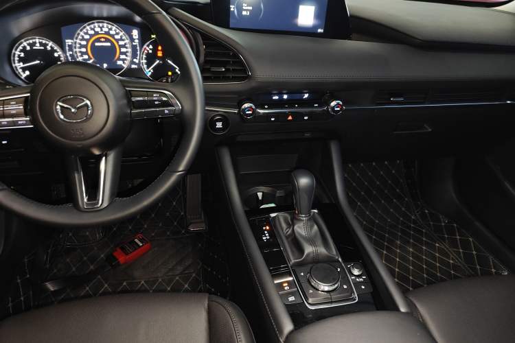 Used Mazda 3 Axela 2023 2.0L Automatic Zhiyao Edition Audio And AC Panel